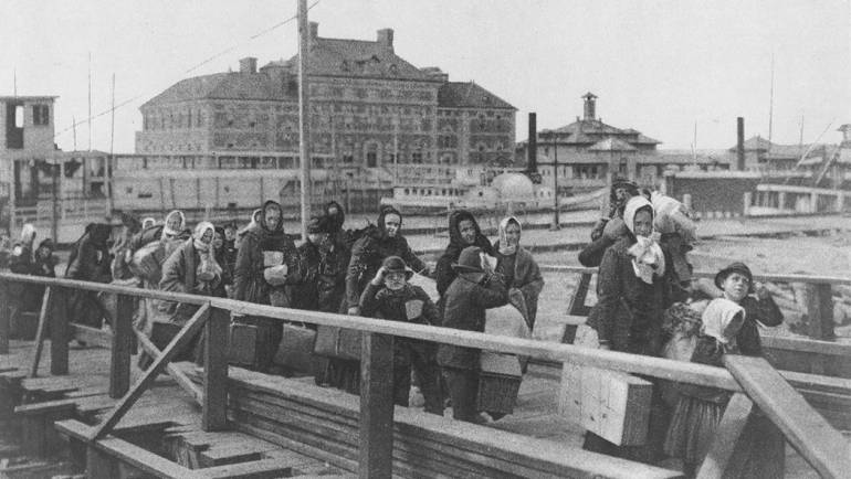 Italians, giustizia e ingiustizie per gli Italiani d’America